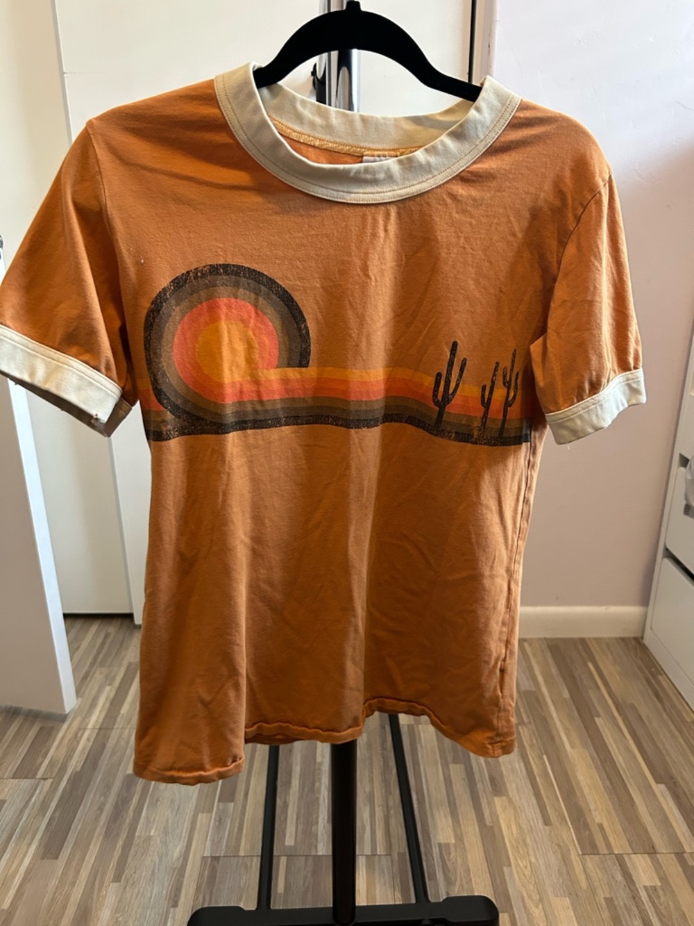 Rust Retro Sunset Short Sleeve Tee - Unbranded